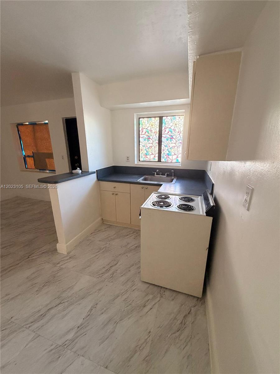 154 W 26th St # 2, Hialeah FL 33010 photo 4