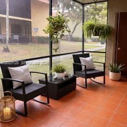 9800 Hammocks Blvd # 12, Miami FL 33196 photo 2