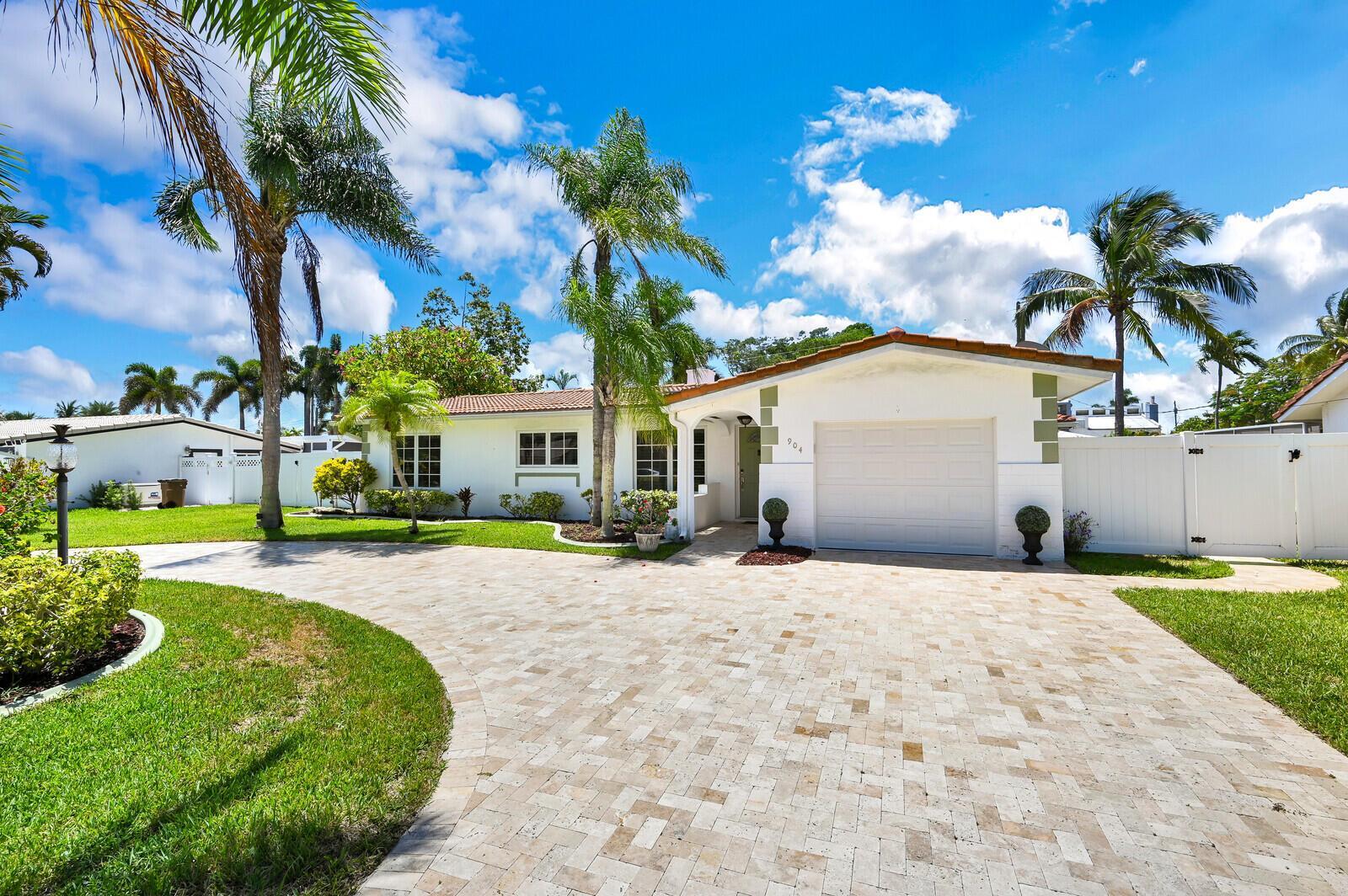 904 SE 12th Street, Deerfield Beach FL 33441 photo 3