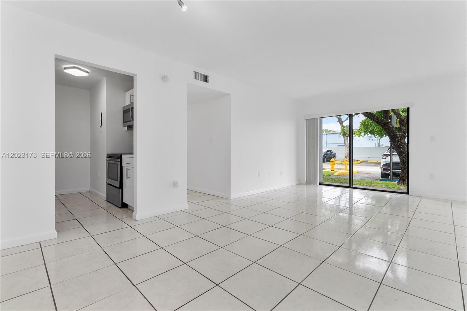 7407 SW 152nd Ave # 103, Miami FL 33193 photo 3