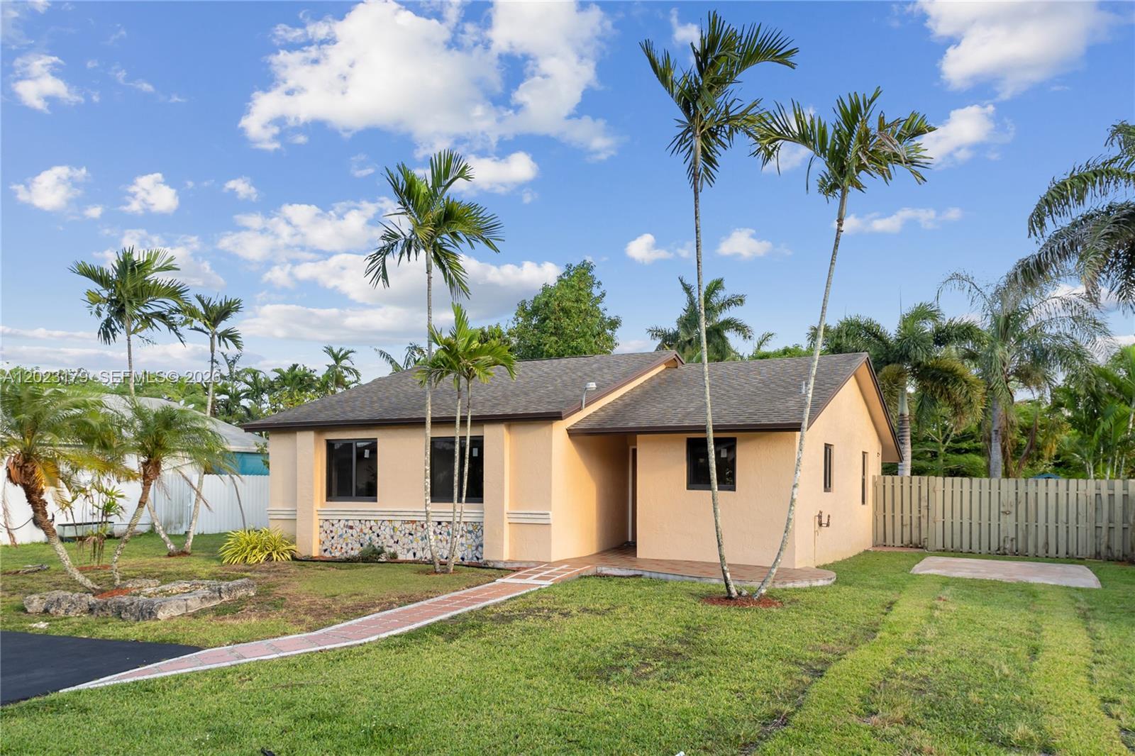 12580 SW 248th Ter, Homestead FL 33032 photo 2