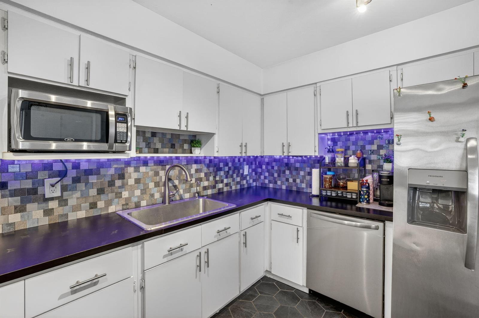 633 NW 30th Street, Wilton Manors FL 33311 photo 5
