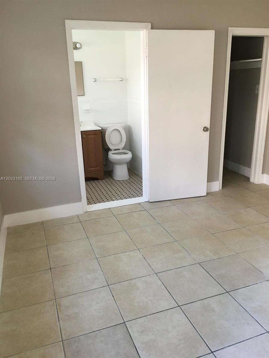 520 SW 4th St # 4, Miami FL 33130 photo 3