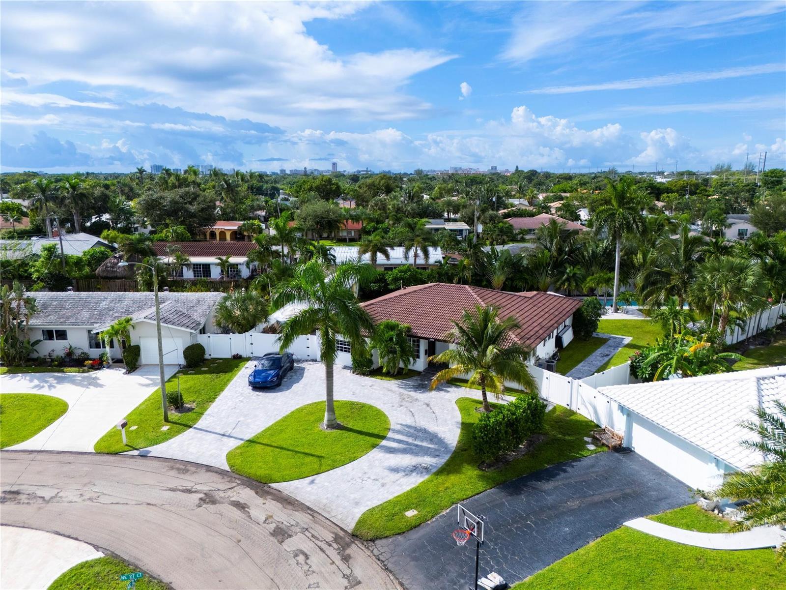 250 NE 27th Court, Boca Raton FL 33431 photo 2