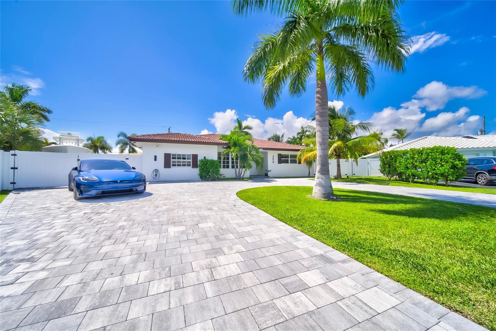 250 NE 27th Court, Boca Raton FL 33431 photo 3