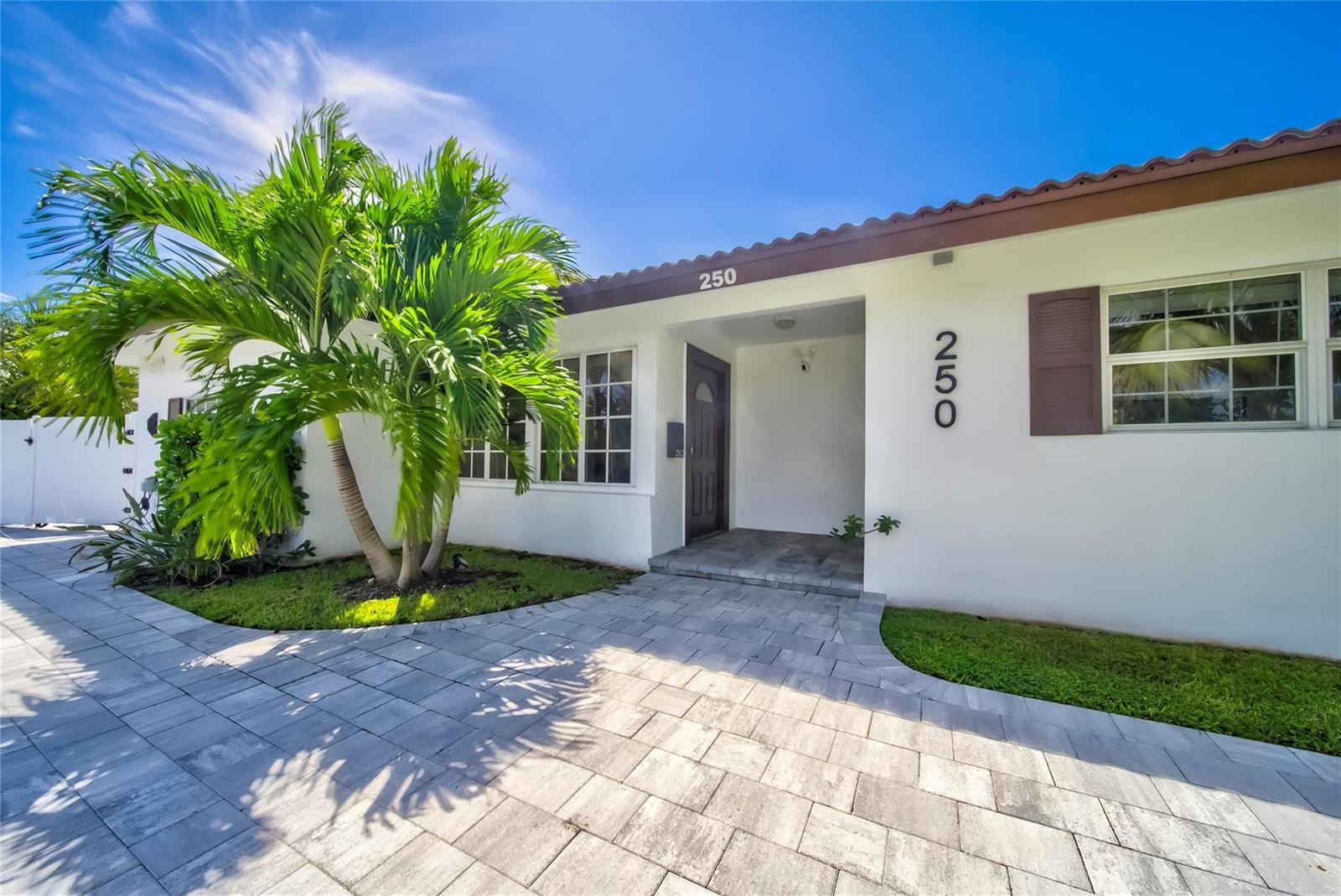 250 NE 27th Court, Boca Raton FL 33431 photo 4