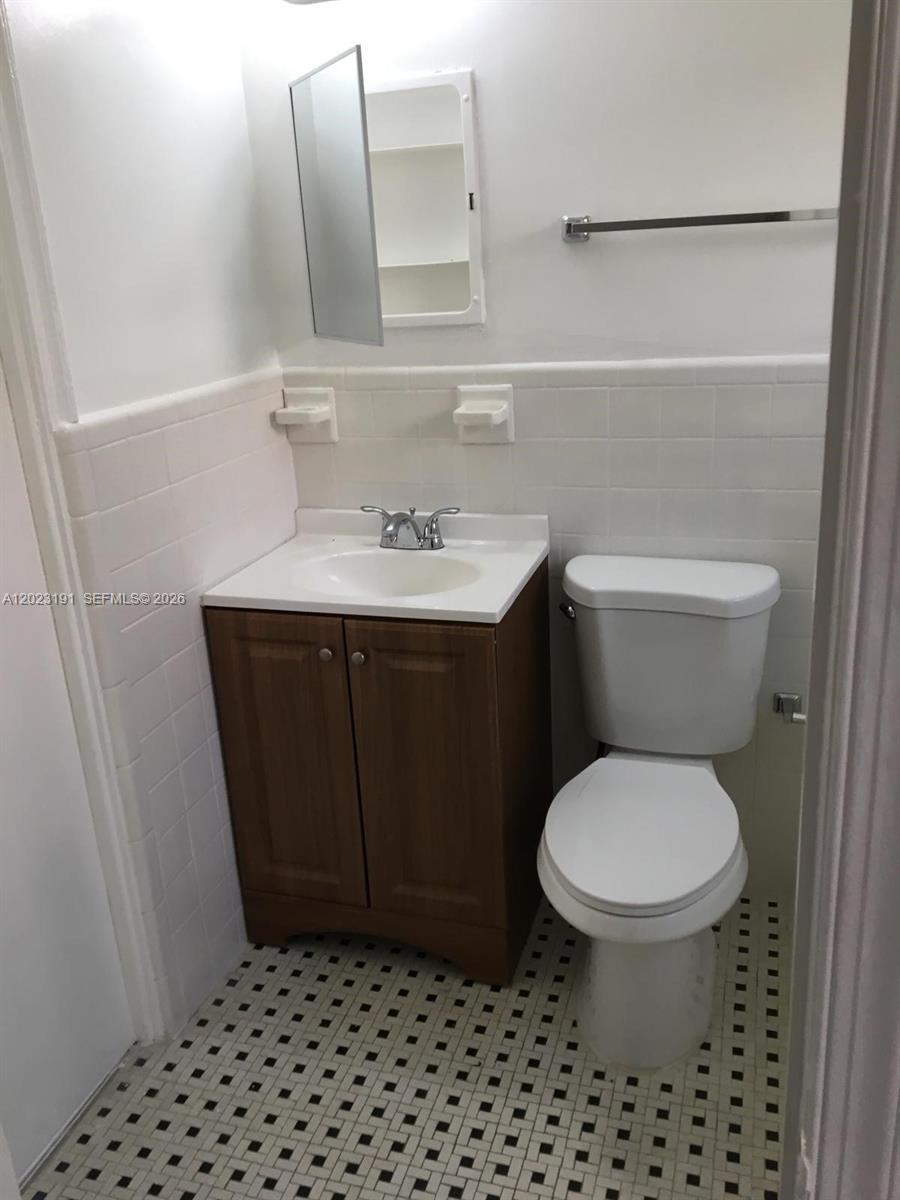 520 SW 4th St # 5, Miami FL 33130 photo 5