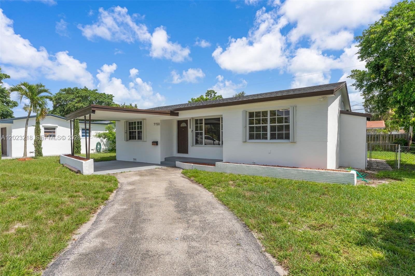 7150 SW 10th St, Pembroke Pines FL 33023 photo 3