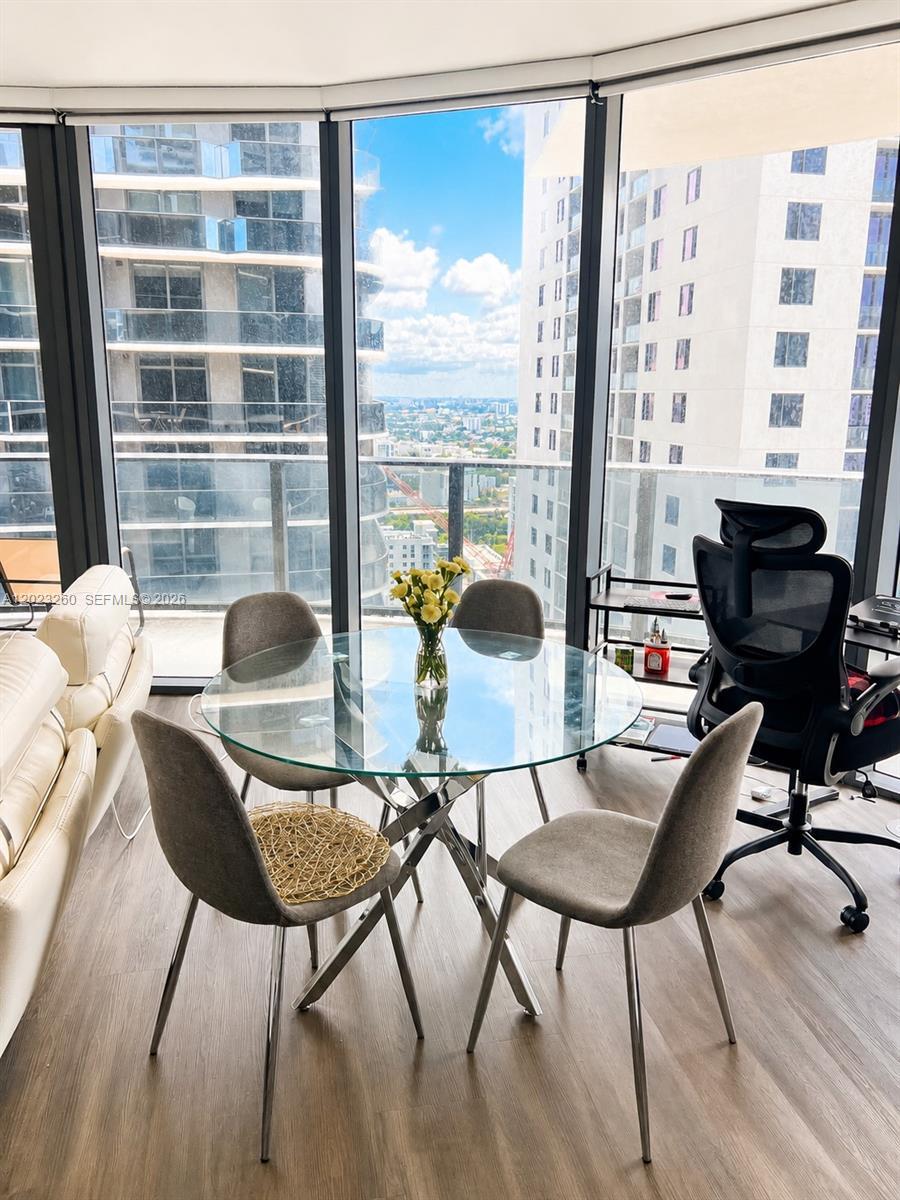 45 SW 9th St # 2908, Miami FL 33130 photo 5