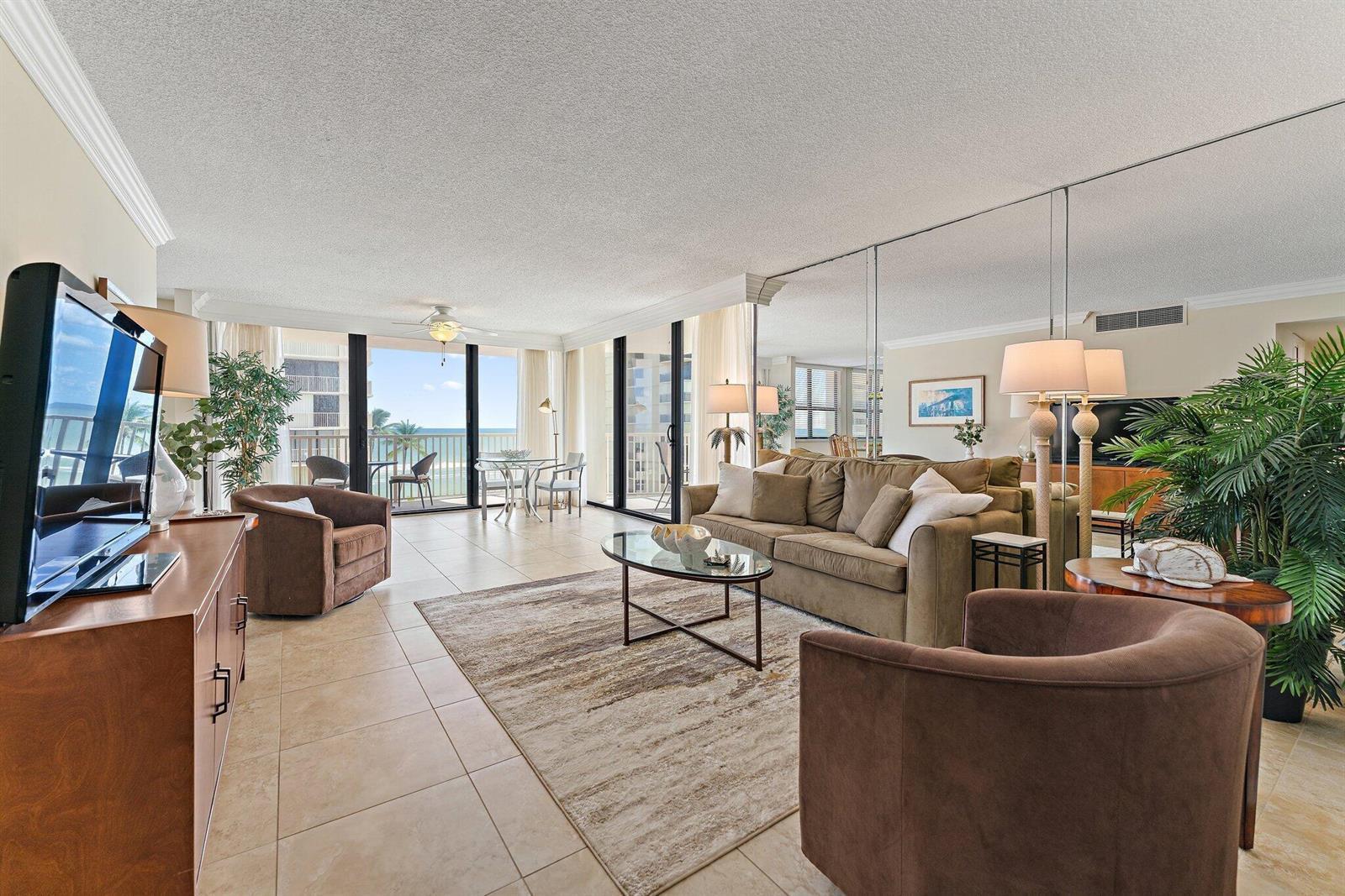 5480 N Ocean Drive, Singer Island FL 33404 photo 5