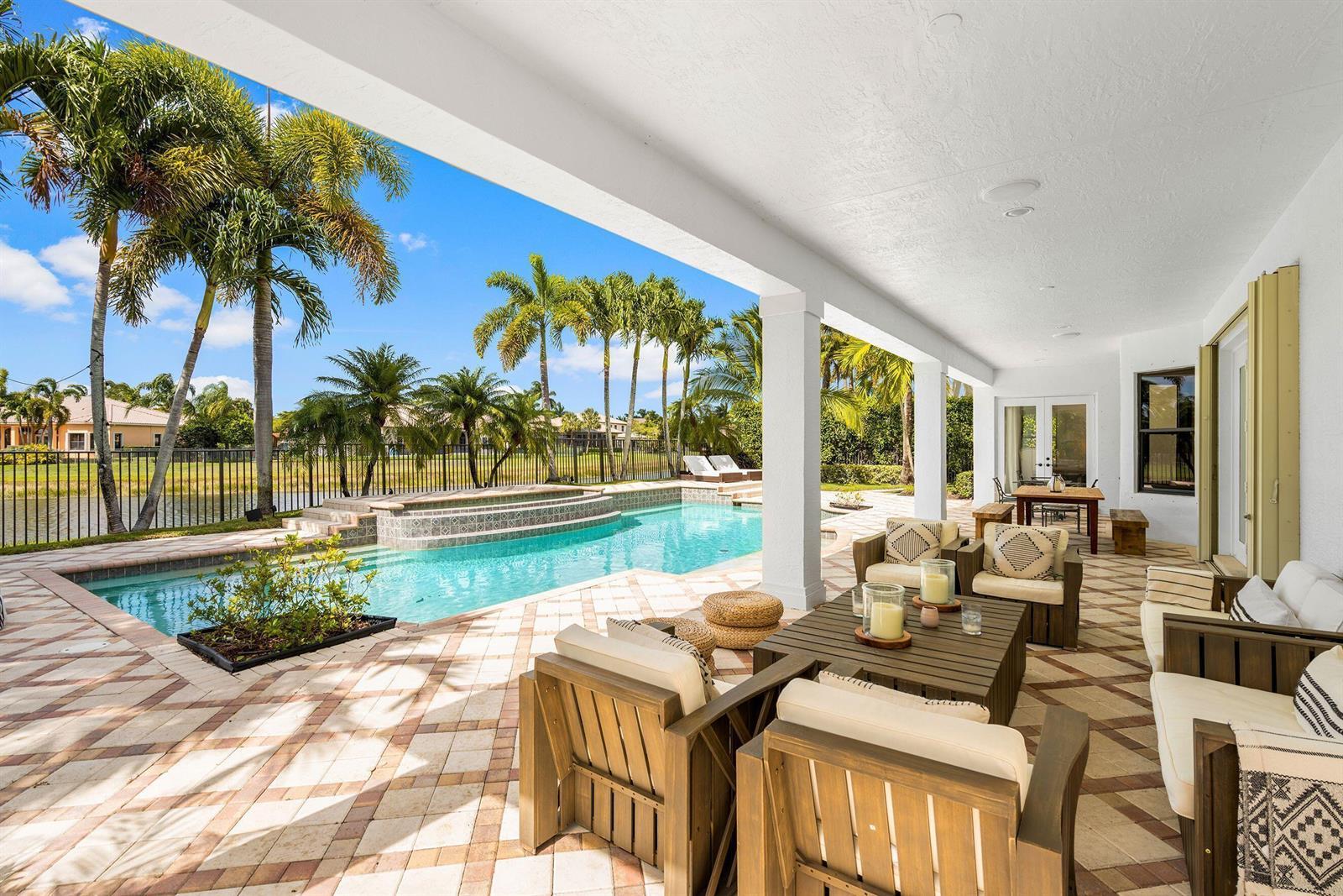 11695 Sunrise View Lane, Wellington FL 33449 photo 3