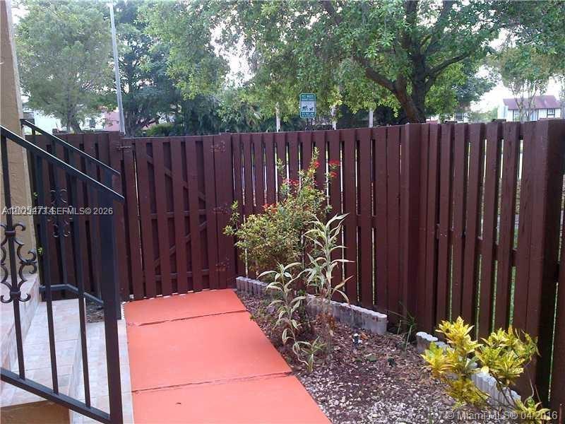 10231 W Fontainebleau Blvd # 202, Miami FL 33172 photo 3