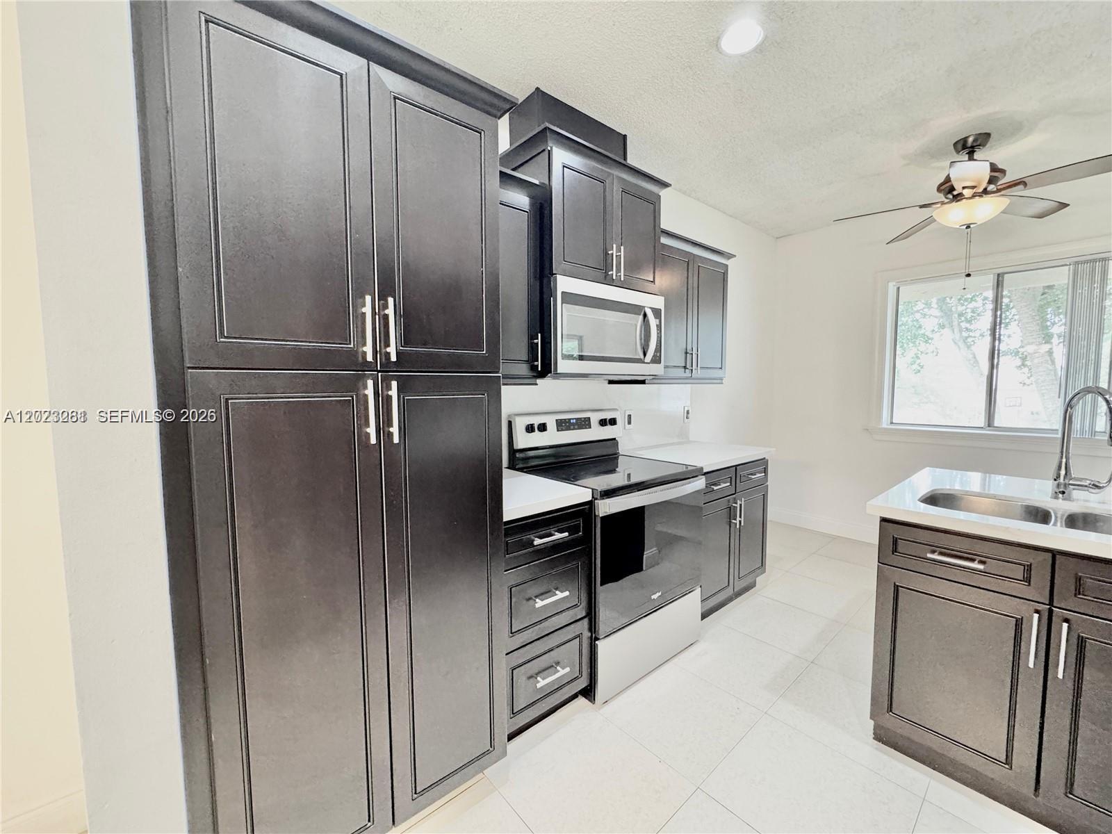 16320 Malibu Dr # 10, Weston FL 33326 photo 5
