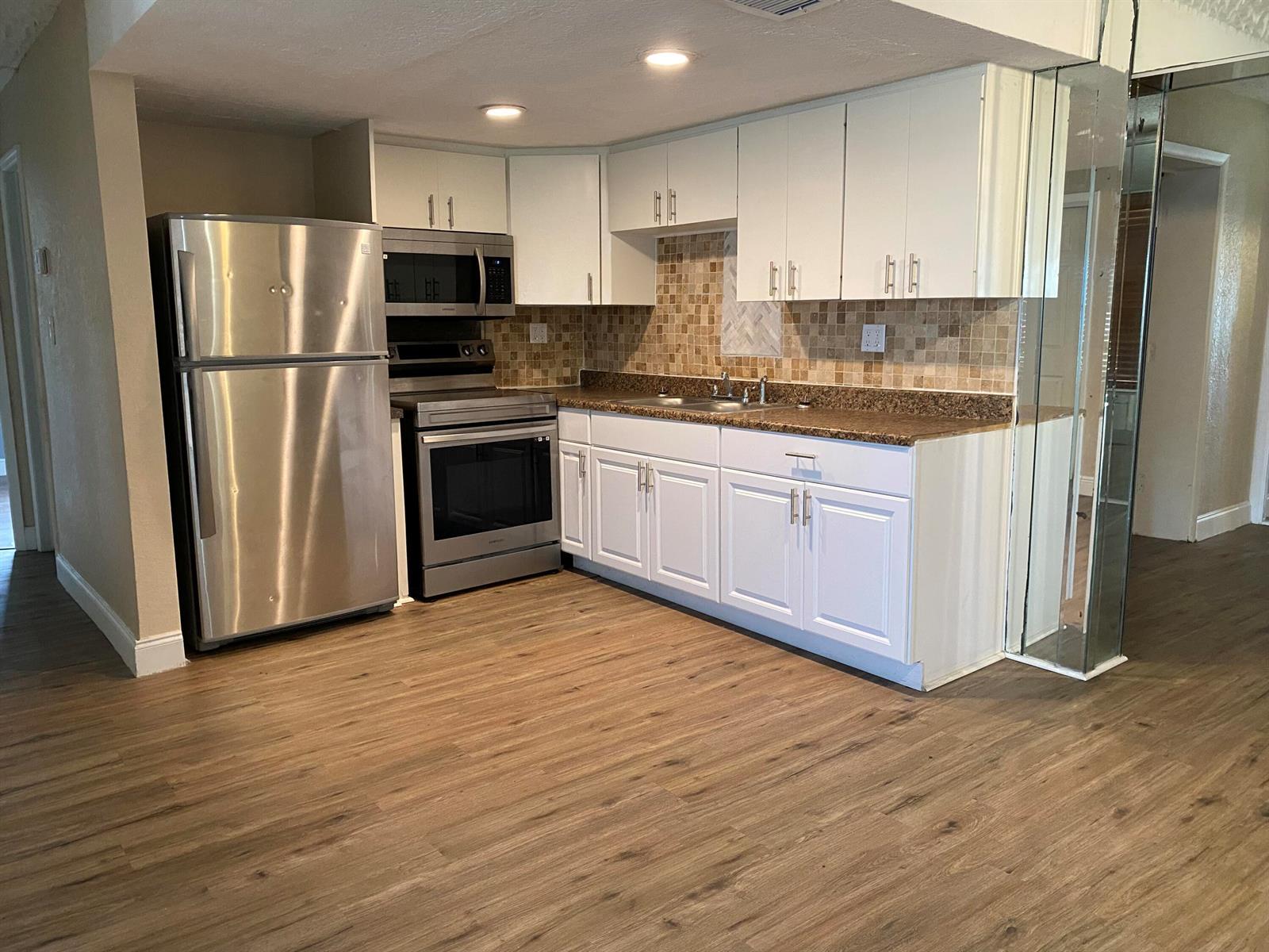 1111 NW 24th Avenue, Pompano Beach FL 33069 photo 2