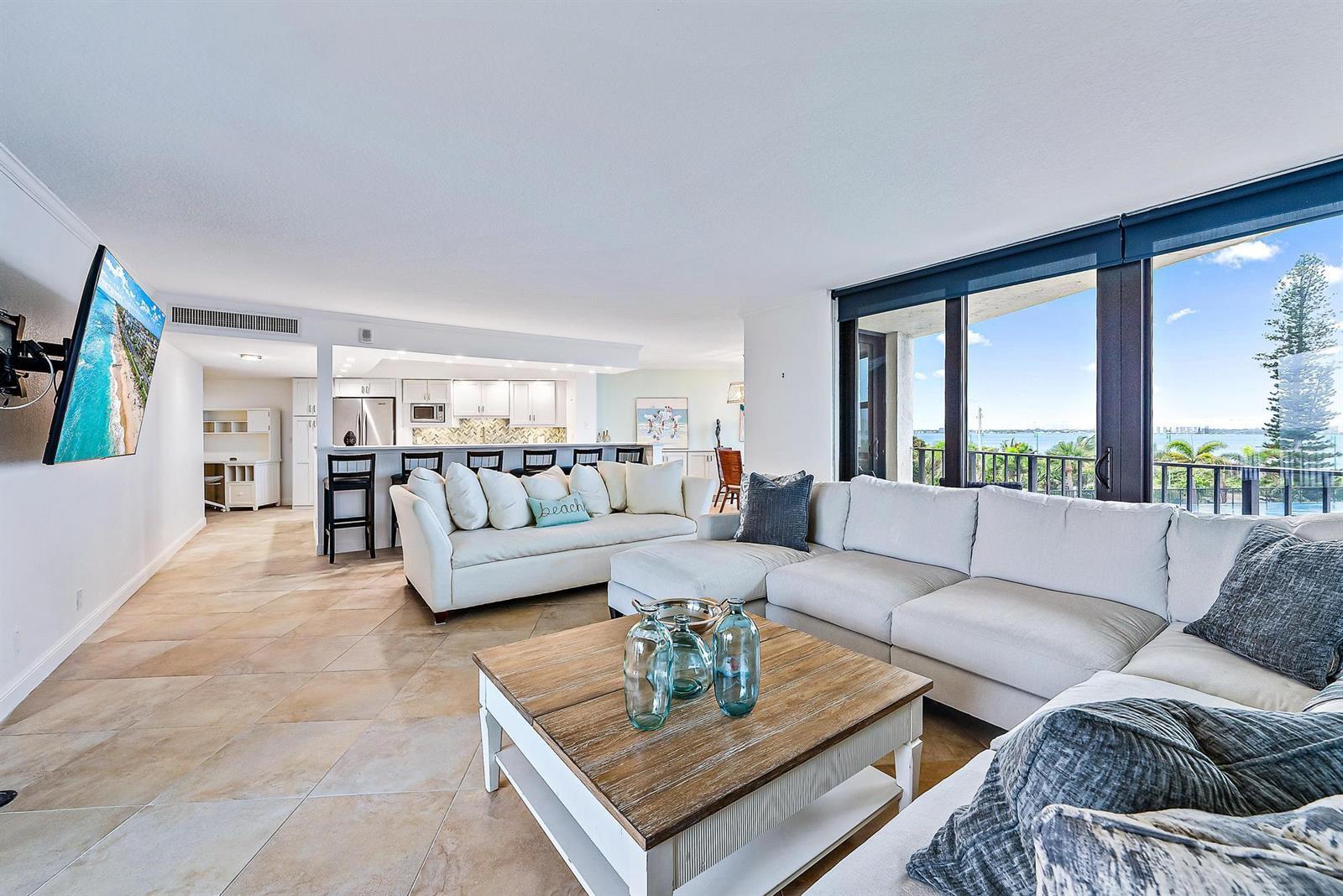 5420 N Ocean Drive # 305, Singer Island FL 33404 photo 2