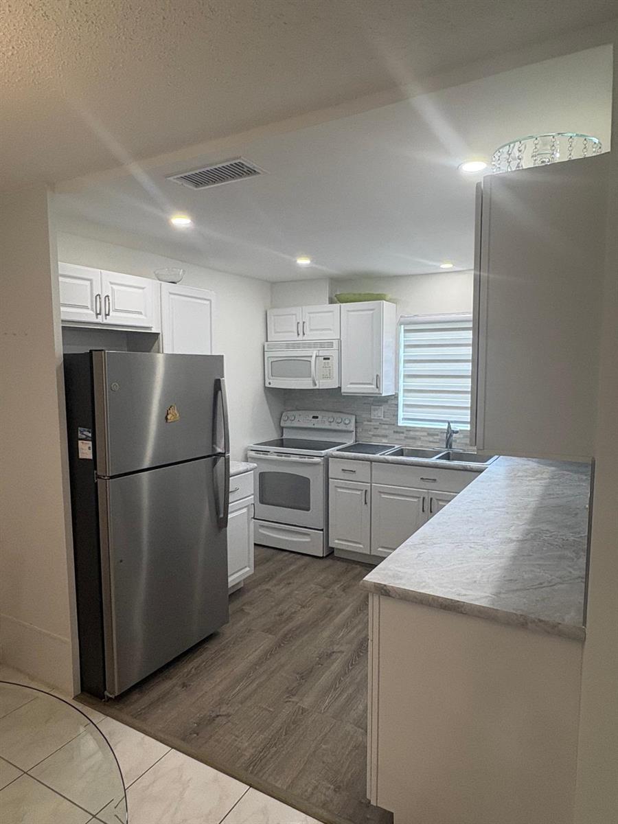 2522 Emory Drive E # A, West Palm Beach FL 33415 photo 5