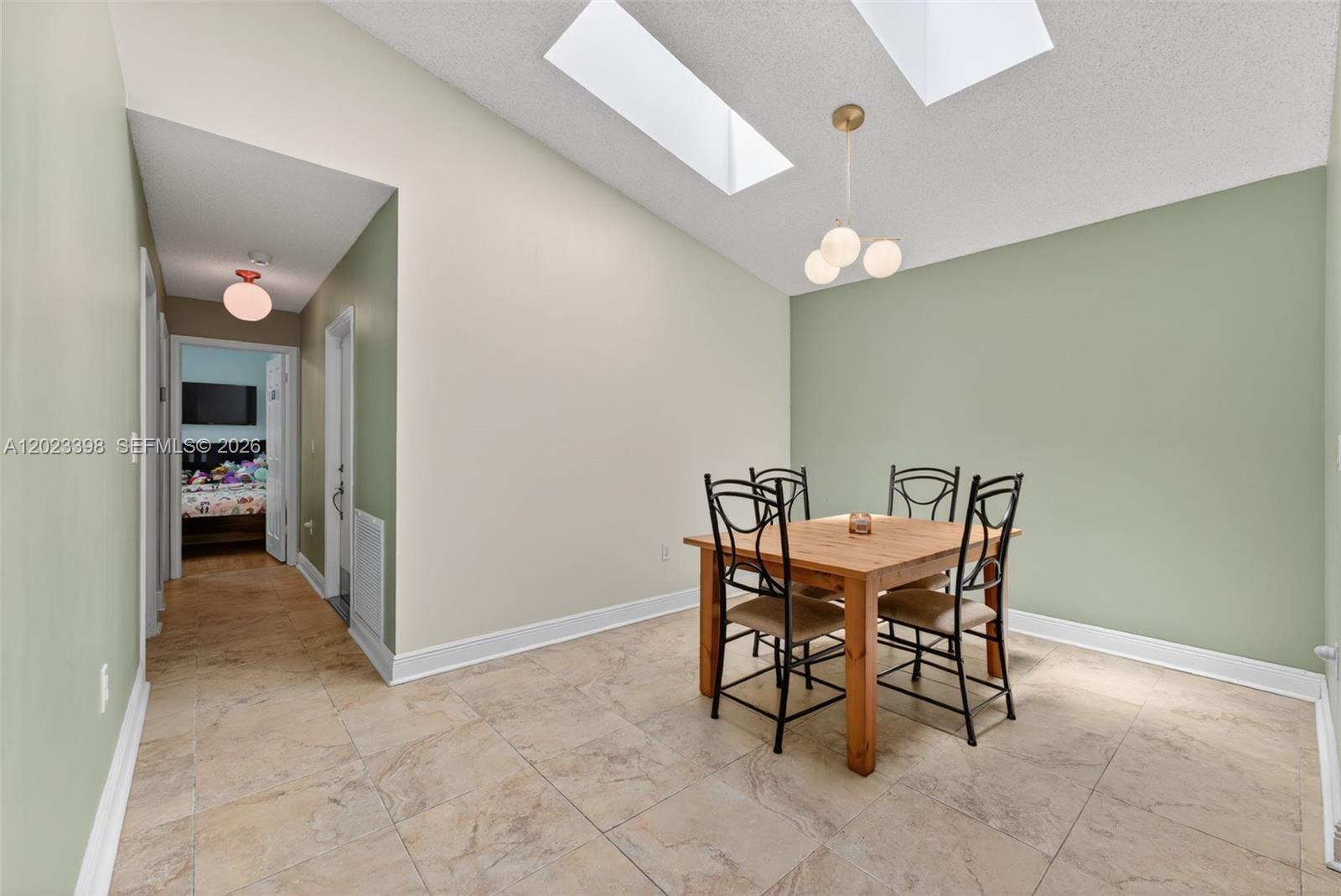 14421 SW 155th Pl, Miami FL 33196 photo 5