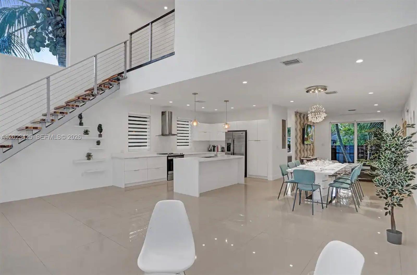 1547 Jackson St, Hollywood FL 33020 photo 4