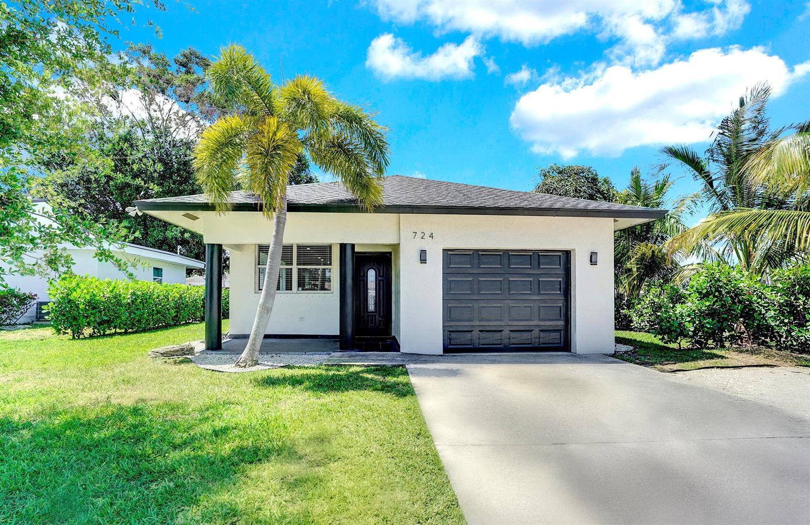 724 SW 9th Street, Delray Beach FL 33444