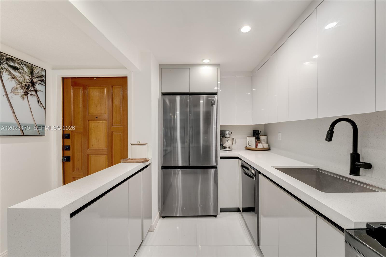 3214 W Trade Ave # 5, Miami FL 33133 photo 2