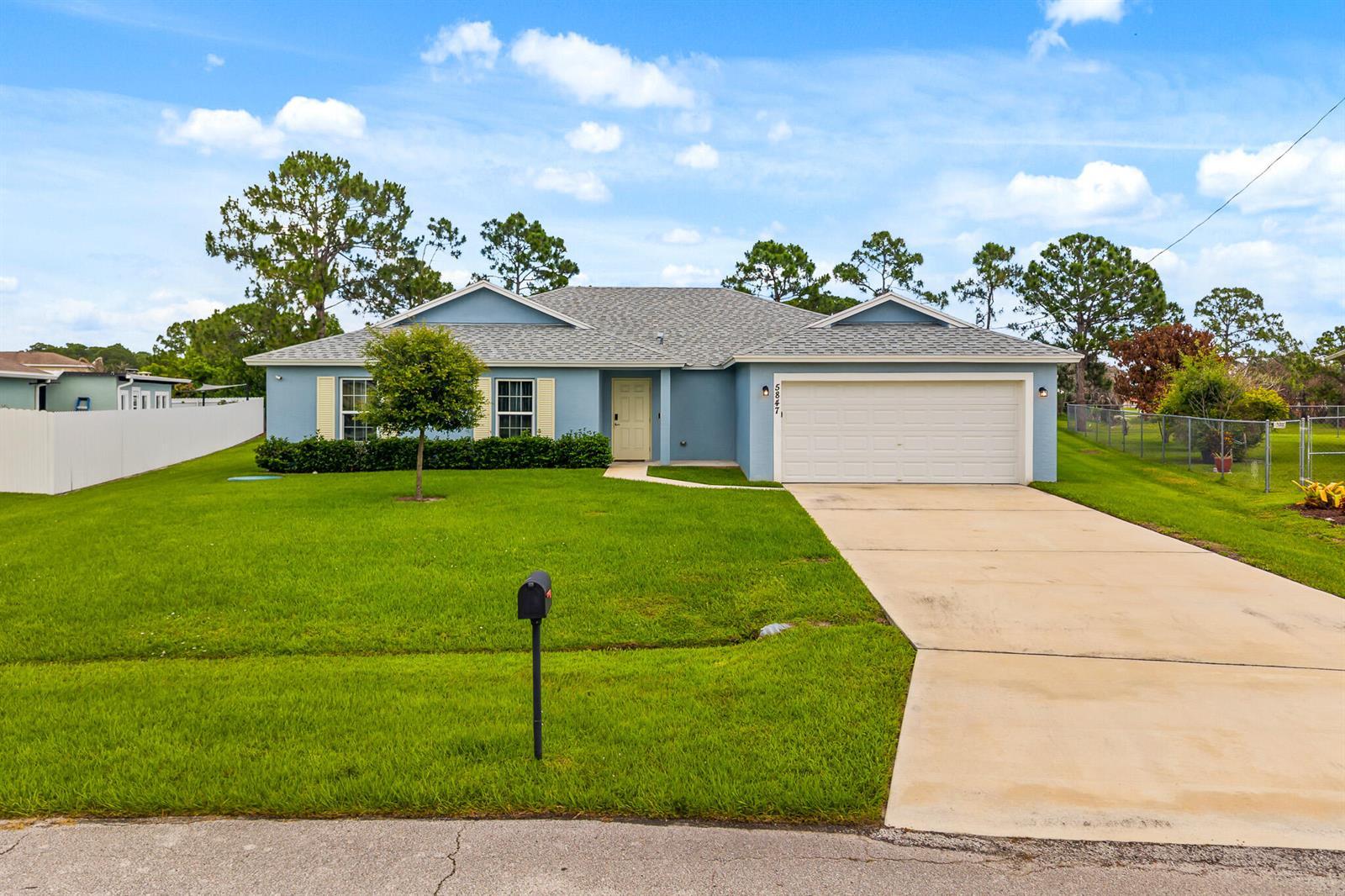 5847 NW Gillespie Avenue, Port St. Lucie FL 34986 photo 3