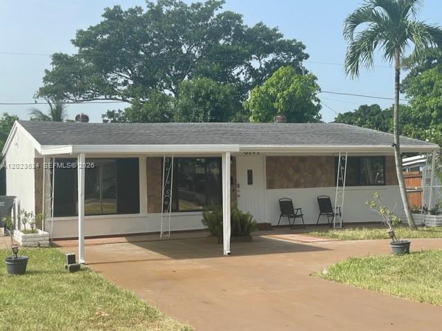 6141 Wiley St, Hollywood FL 33023 photo 2