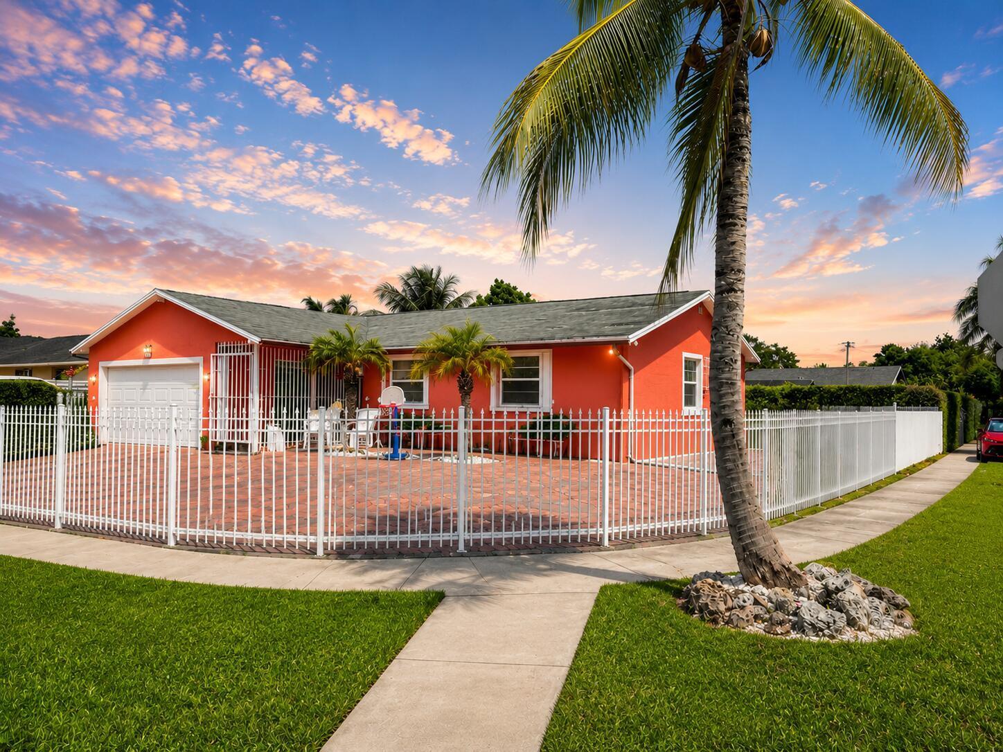 13205 SW 256th Street, Homestead FL 33032 photo 2