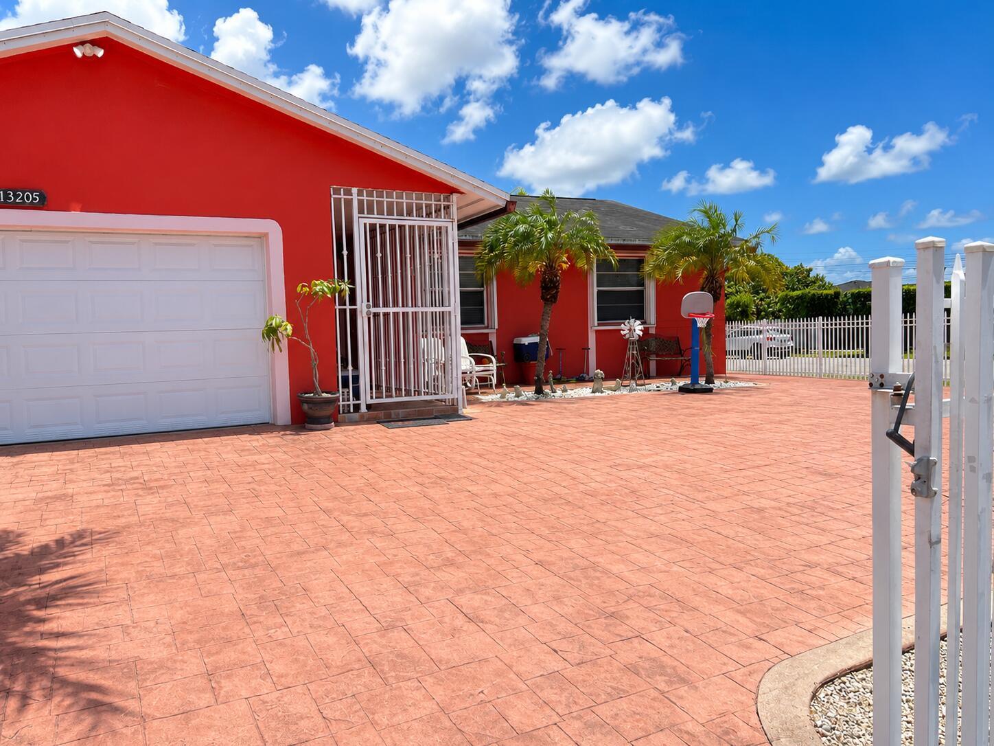 13205 SW 256th Street, Homestead FL 33032 photo 4