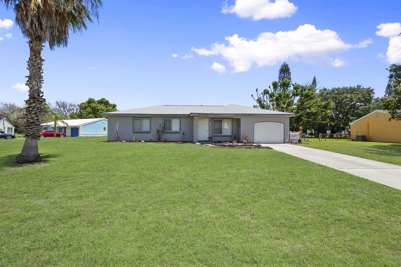 651 SW Old Briar Avenue, Port St. Lucie FL 34953 photo 4