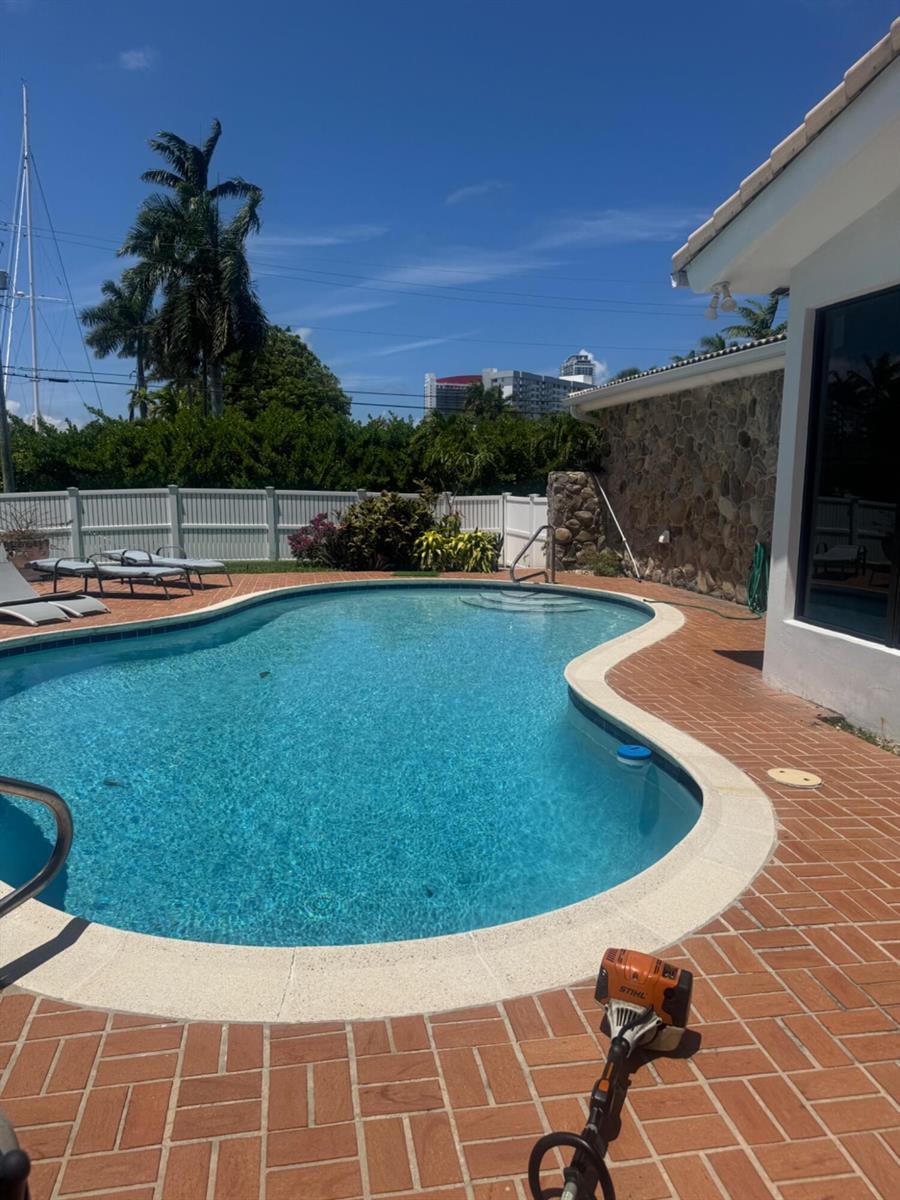 600 Hibiscus Drive, Hallandale Beach FL 33009 photo 5