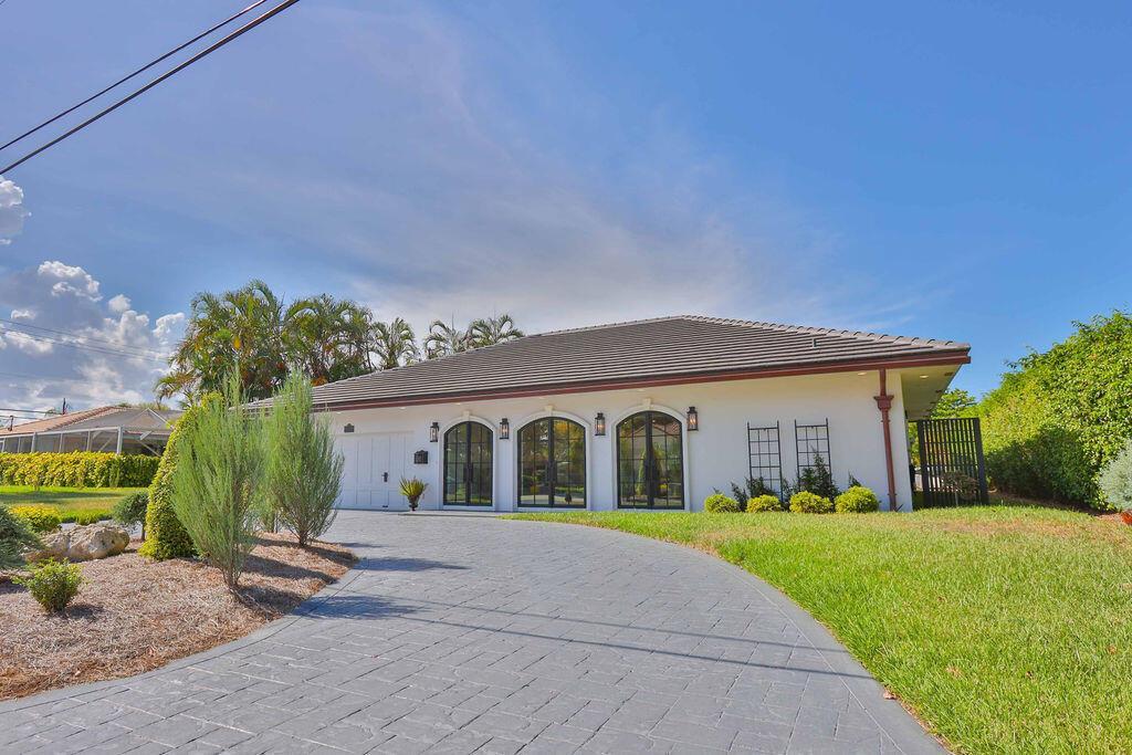 713 Forsyth Street, Boca Raton FL 33487 photo 3