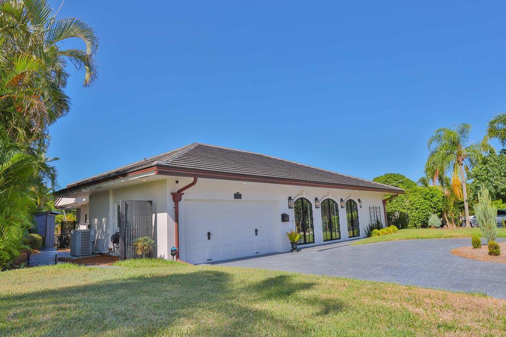 713 Forsyth Street, Boca Raton FL 33487 photo 4