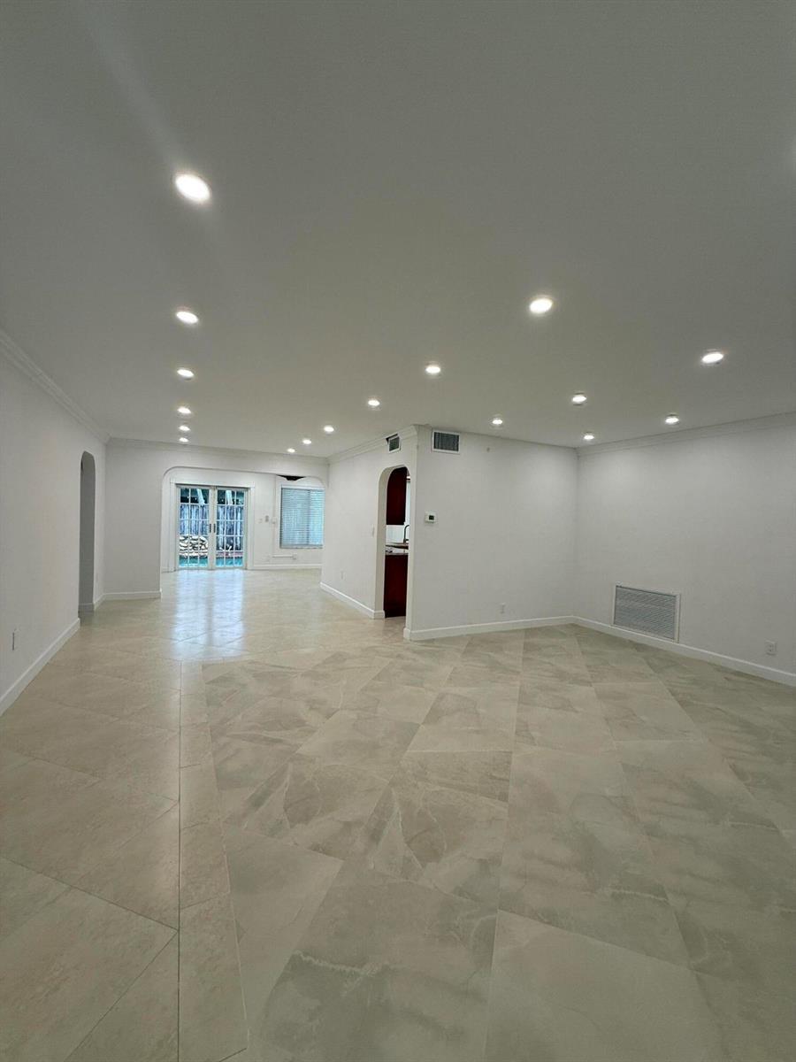10478 NW 4th Street, Plantation FL 33324 photo 2