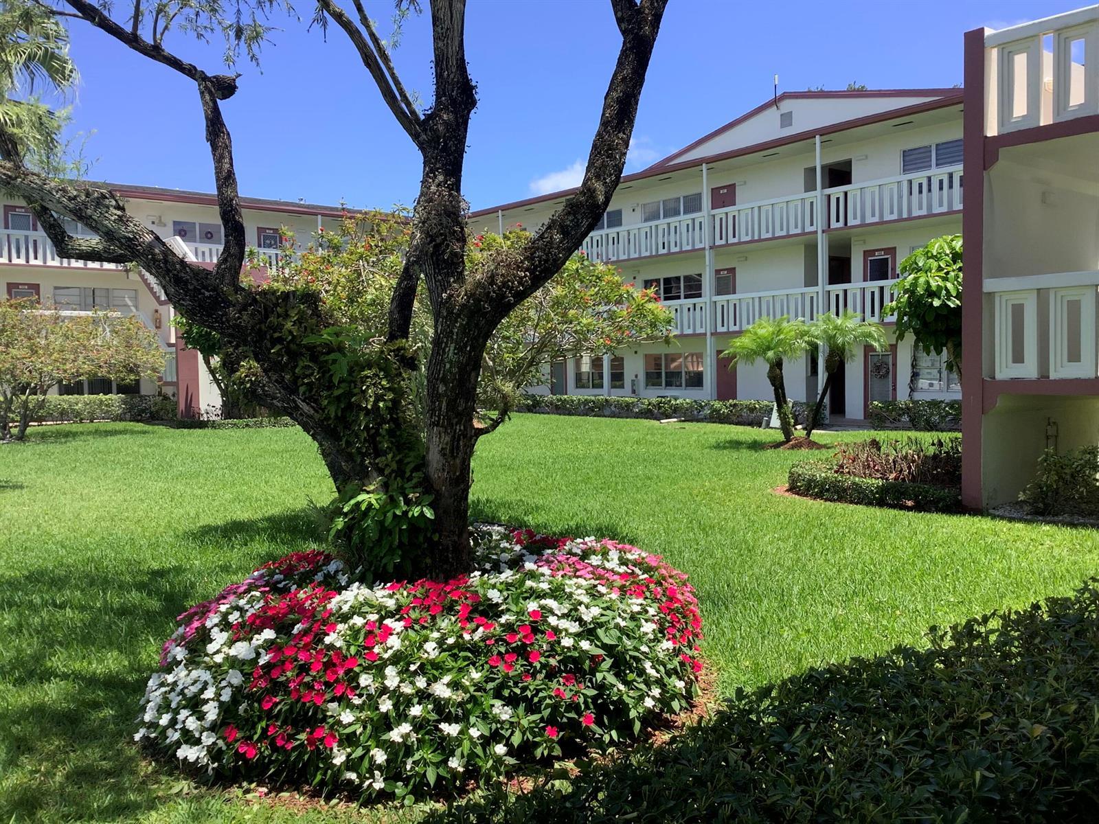 560 Fanshaw # 560, Boca Raton FL 33434