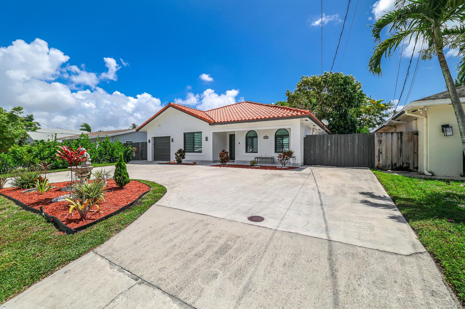 2000 SW 28th Avenue, Fort Lauderdale FL 33312 photo 2