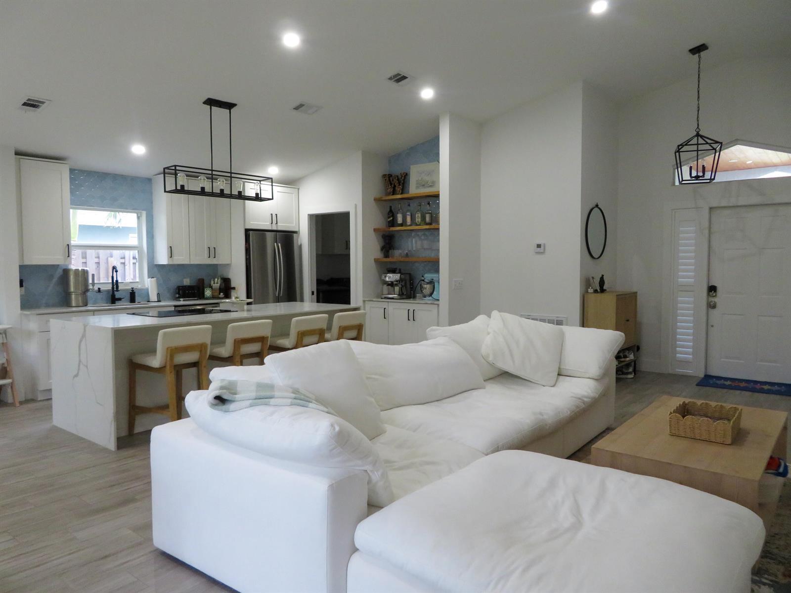 6070 Garrett Street, Jupiter FL 33458 photo 4