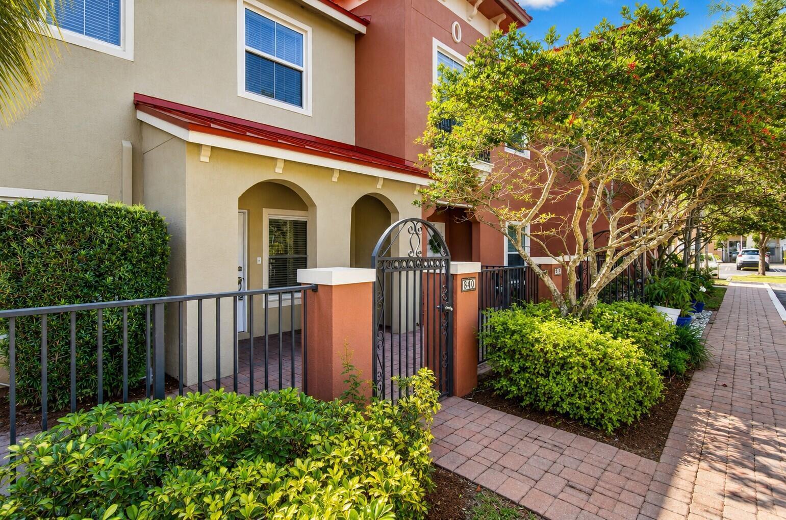 340 Lake Monterey Circle, Boynton Beach FL 33426 photo 5