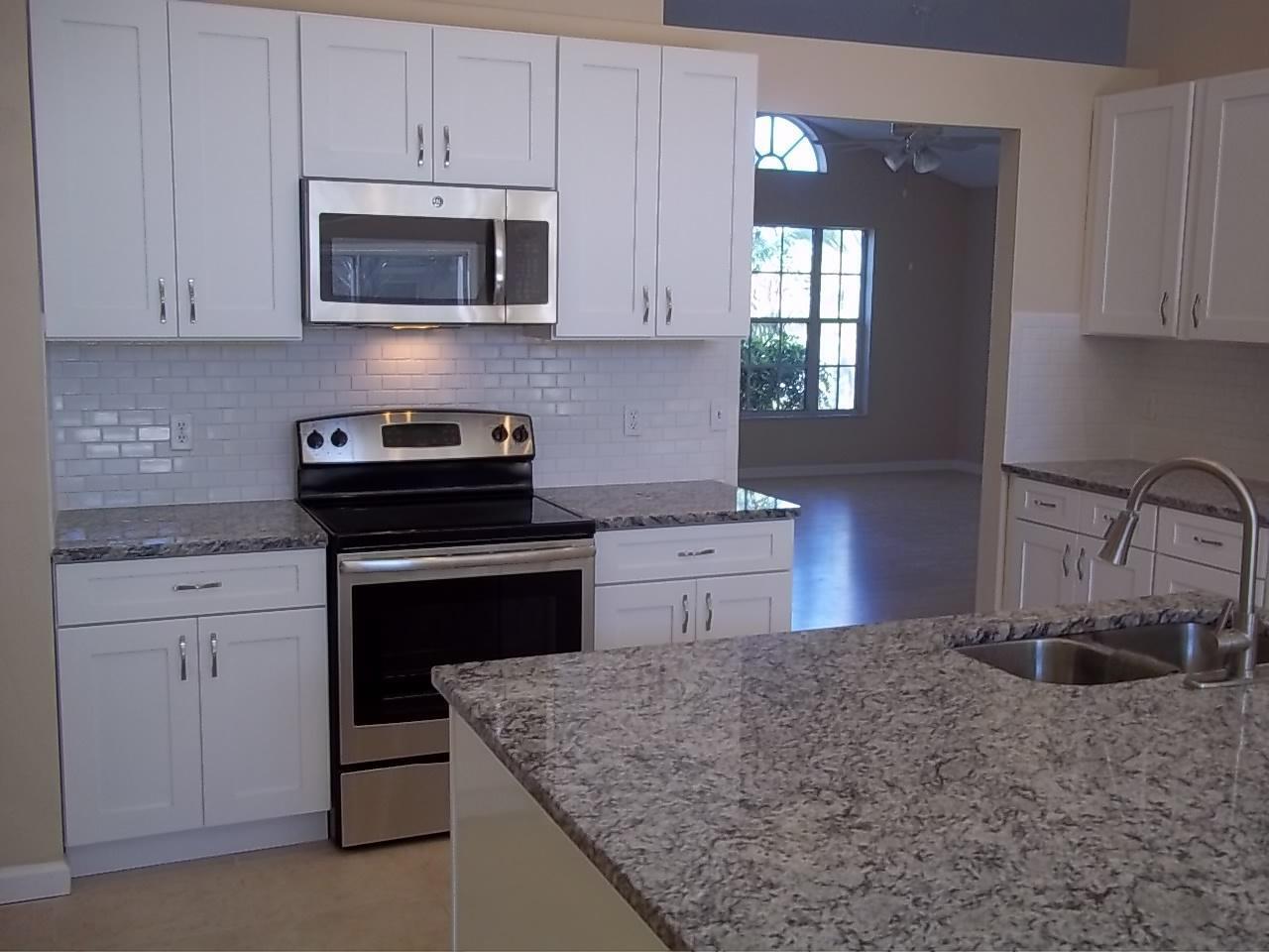 6206 Lucerne Street, Jupiter FL 33458 photo 3