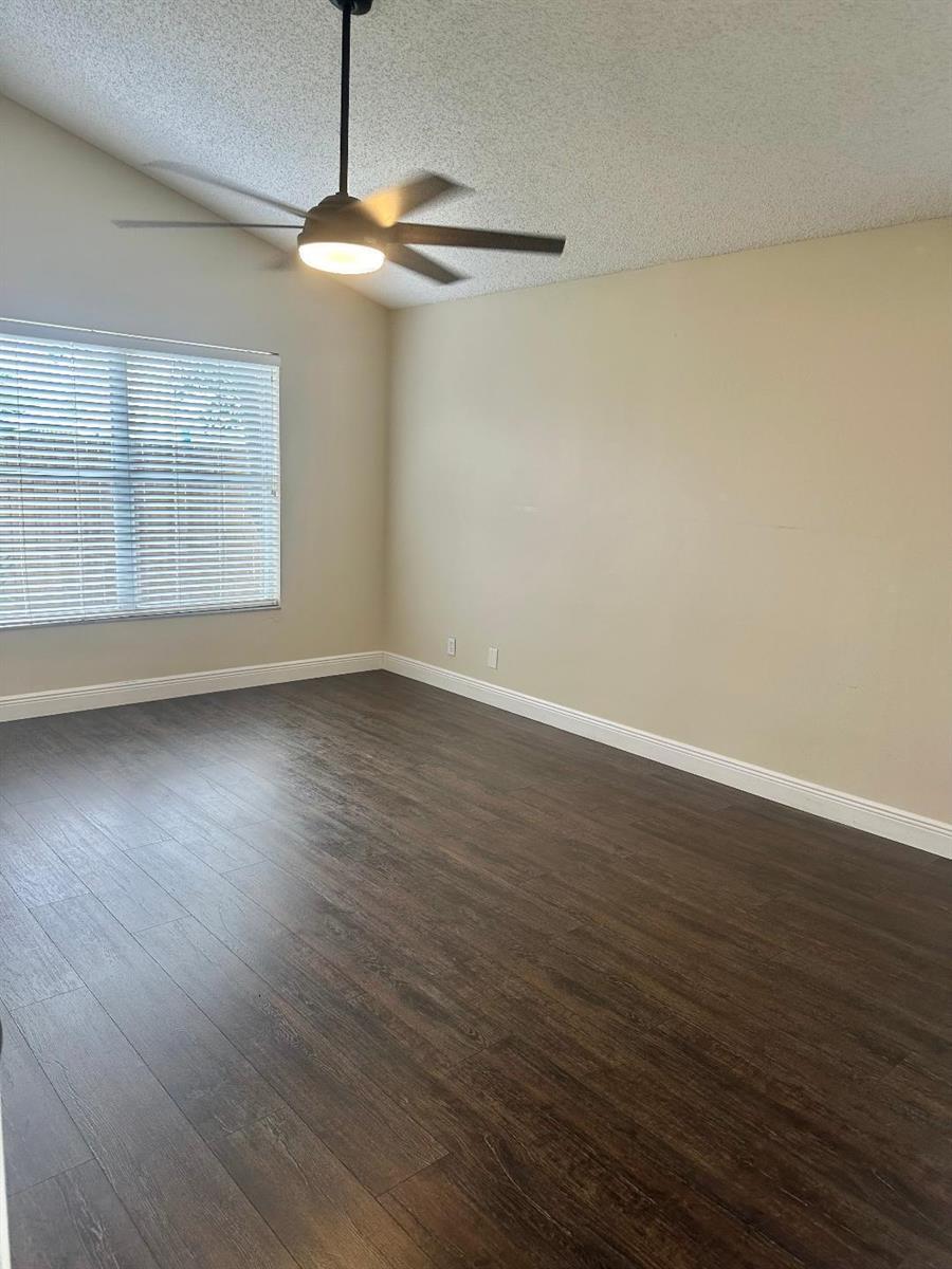 6206 Lucerne Street, Jupiter FL 33458 photo 4