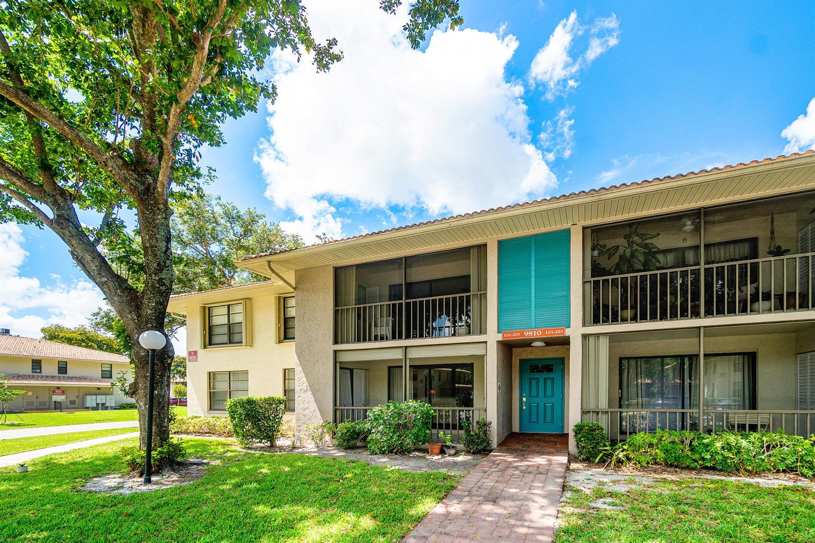 9810 Pineapple Tree Drive # 101, Boynton Beach FL 33436