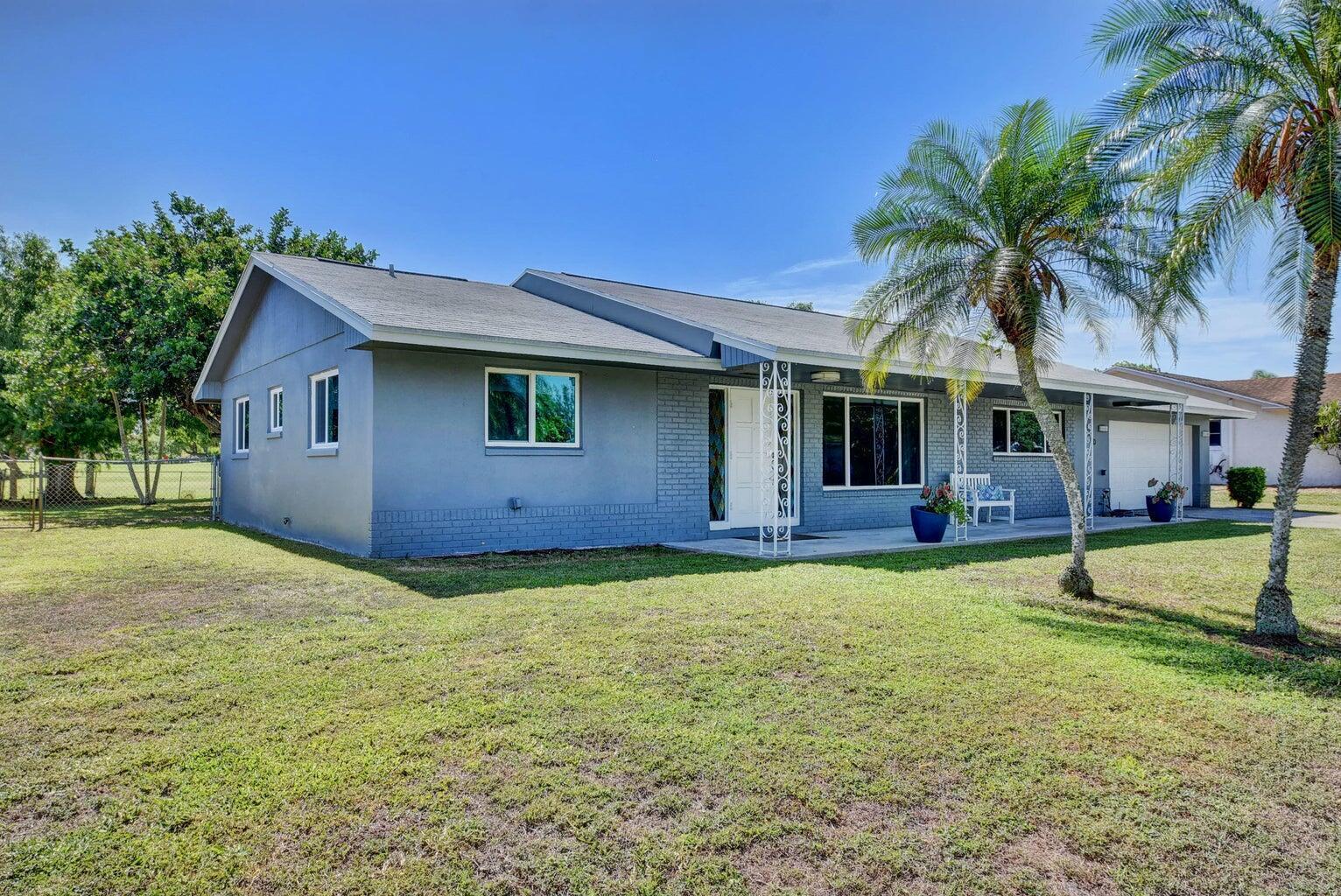 3230 Pebble Beach Drive, Lake Worth FL 33467