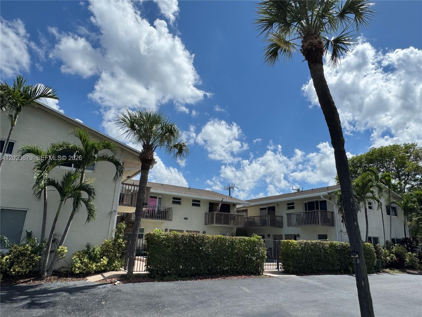 1910 NE 5th St # 107, Deerfield Beach FL 33441 photo 5