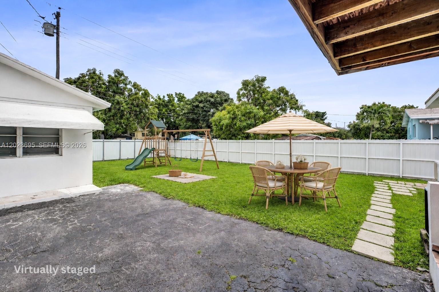 877 W 33rd St # A, Hialeah FL 33012 photo 4