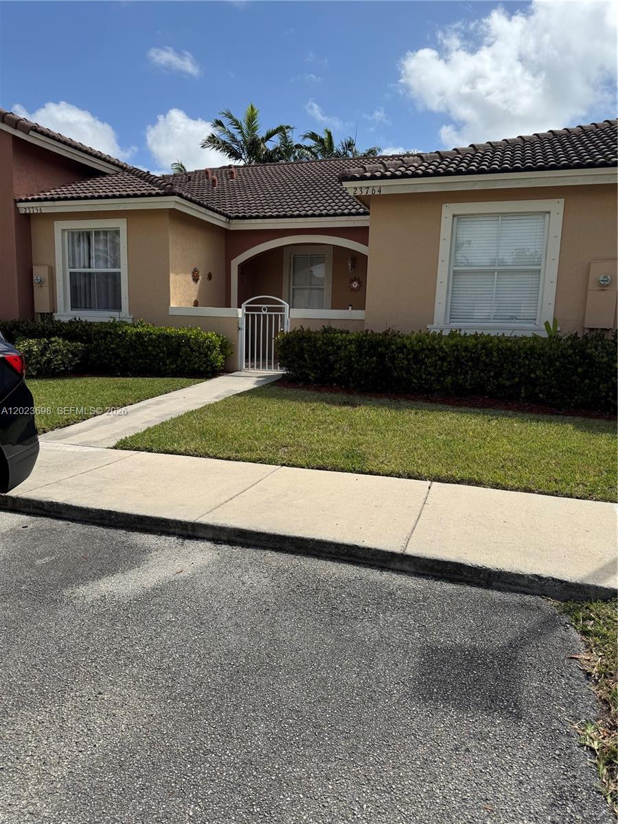 23764 SW 109th Ave, Homestead FL 33032 photo 5
