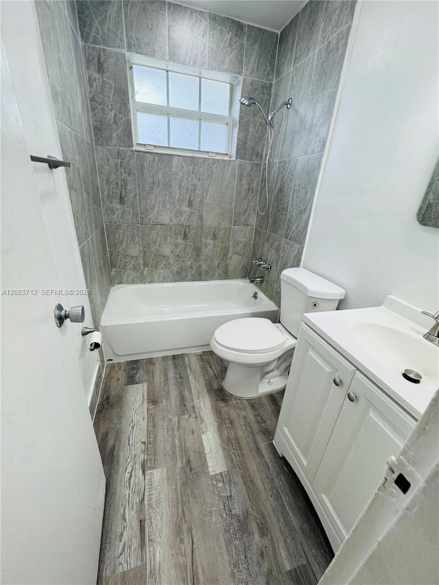 631 NW 11th Ave # B, Fort Lauderdale FL 33311 photo 5