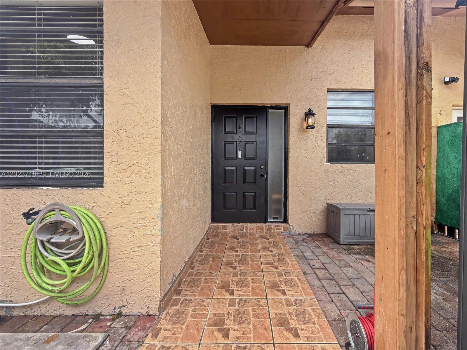 6704 NW 192nd Ter, Hialeah FL 33015 photo 3