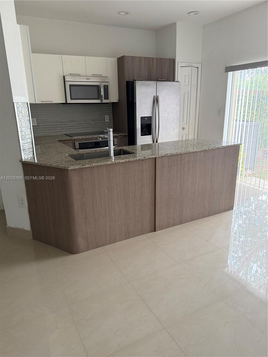 10803 NW 83rd St # 1, Doral FL 33178 photo 5