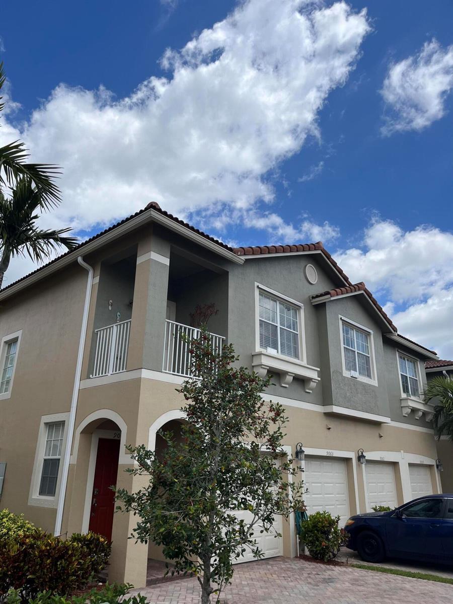 9065 Preston Place # 16202, Tamarac FL 33321 photo 2