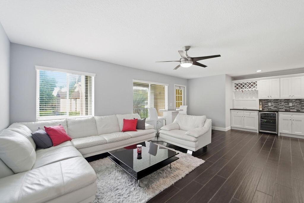 4759 Sable Pine Circle # B2, West Palm Beach FL 33417 photo 5