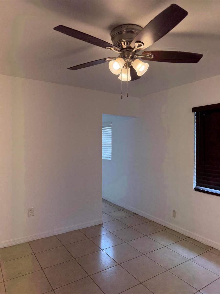 906 SE Tarpon Avenue # B, Stuart FL 34994 photo 5